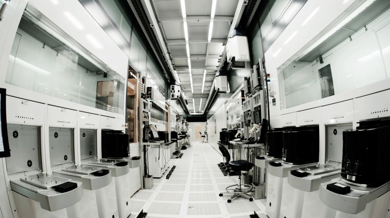 Intel Corporation constructing new D1X facility Hillsboro, Oregon